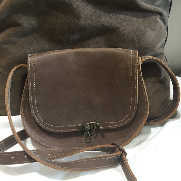 VINTAGE SMALL CROSSBODY LEATHER HANDBGBAGS - Picture 2 of 8